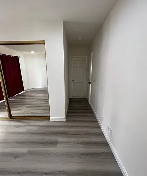 7893 Cerritos Ave — Photo 32