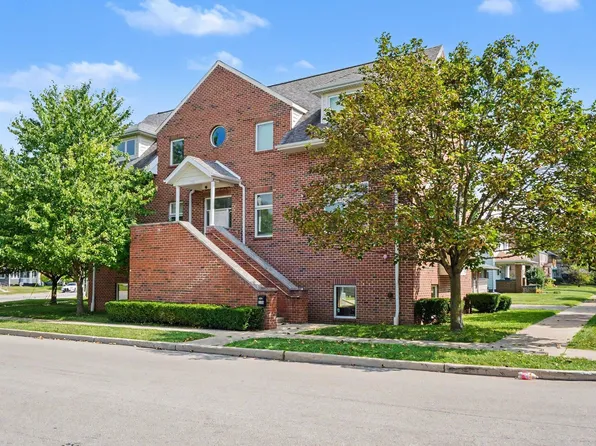 330 N Sunnyside Ave, South Bend, IN 46617