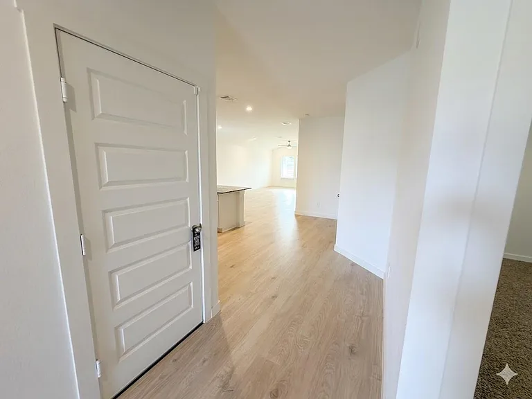 4946 Pine Haven Ln — Photo 4