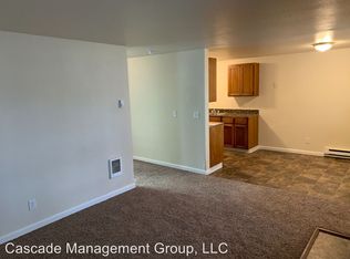1311 6th St NW APT 2, Salem, OR