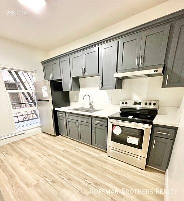 1st image of 750 S Mariposa Ave #101A
