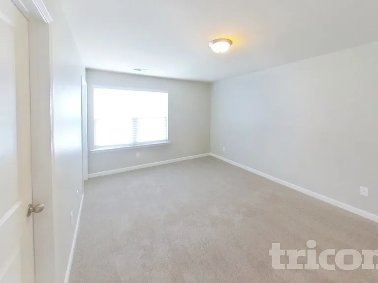 3272 Lowland Dr — Photo 8