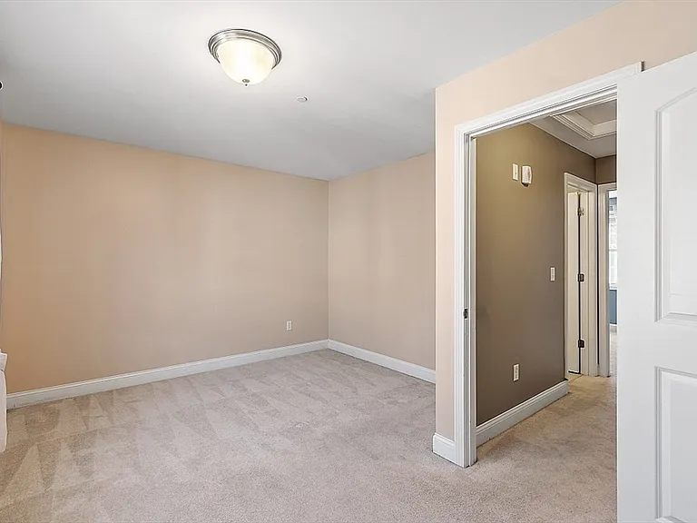 311 Littleton Rd #20 — Photo 25