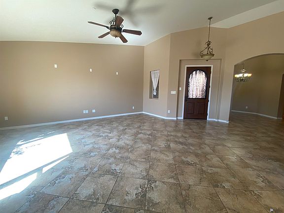 3rd image of 6081 E Overlook Ln