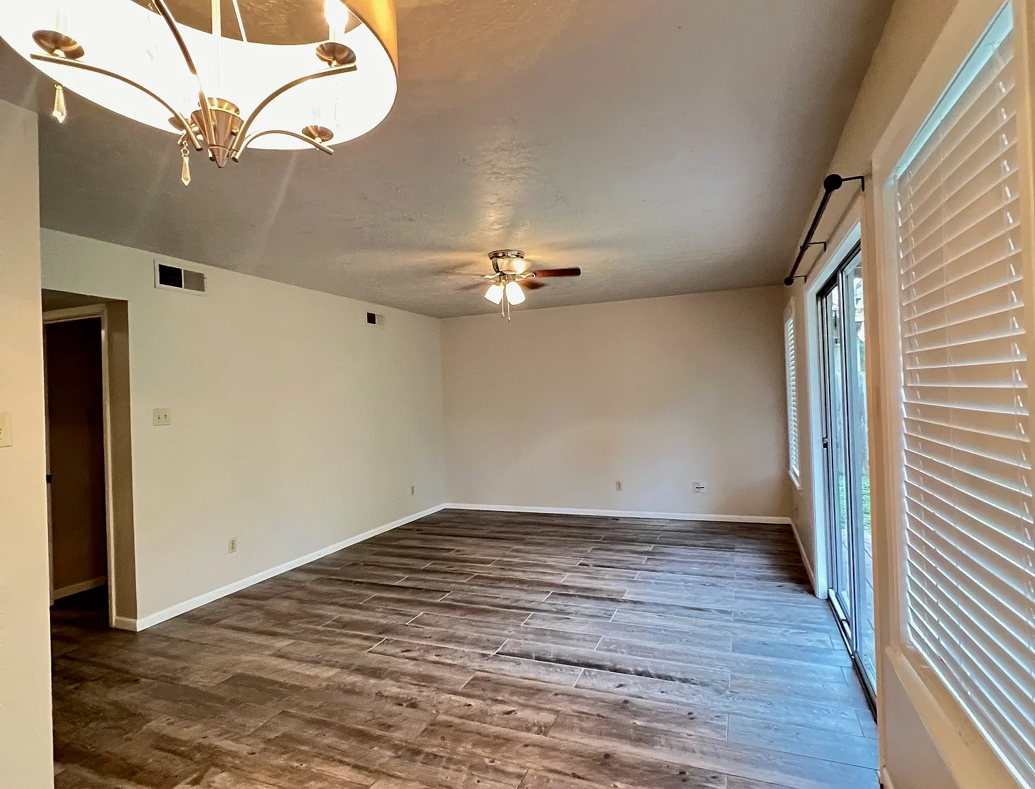 1 bed, 720 sqft, $850 — Photo 2