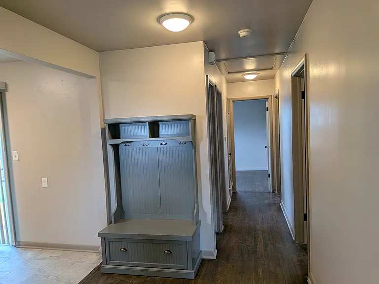 5121 S Madison Ave — Photo 10