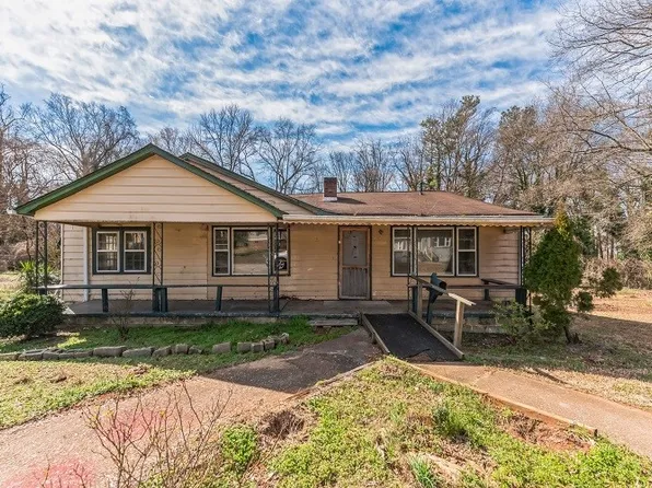 805 W Fairview Ave, Gaffney, SC 29341