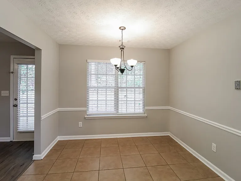 4302 Marci St — Photo 5