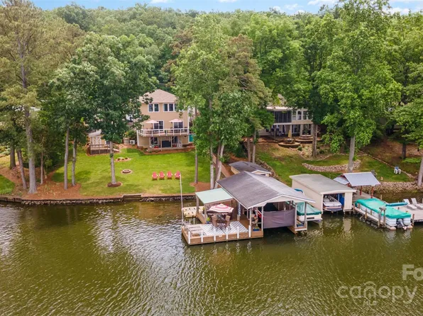 473 Lake Shore Dr, Norwood, NC 28128