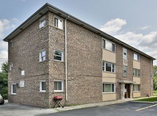 2440 River Rd APT 2W, River Grove, IL 60171