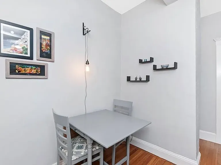 1662 Commonwealth Ave #11 — Photo 5