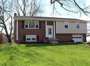 4005 Willowdale Rd, Springfield, OH 45502