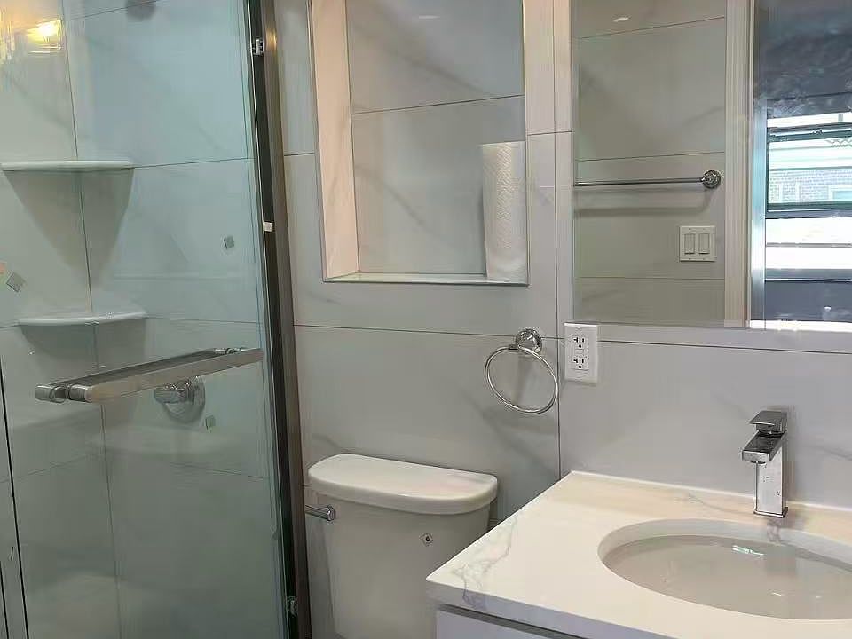 1st image of 5177 Manilla St Floor 3