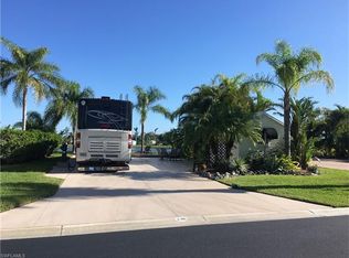 3028 E Riverbend Resort Blvd, Labelle, FL 33935