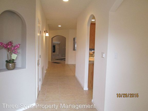 3rd image of 10827 Argonite Dr NW
