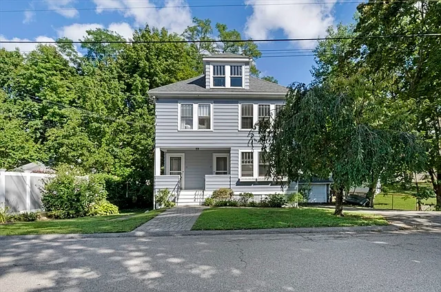 48 Chestnut St #2