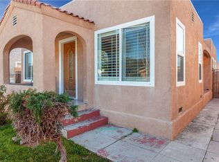 936 S Halladay St, Santa Ana, CA 92701