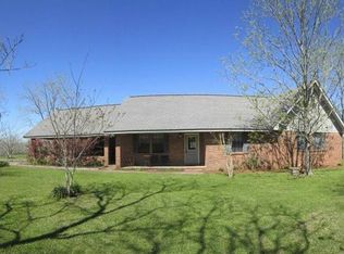 34 Rocker Ln, Poplarville, MS 39470