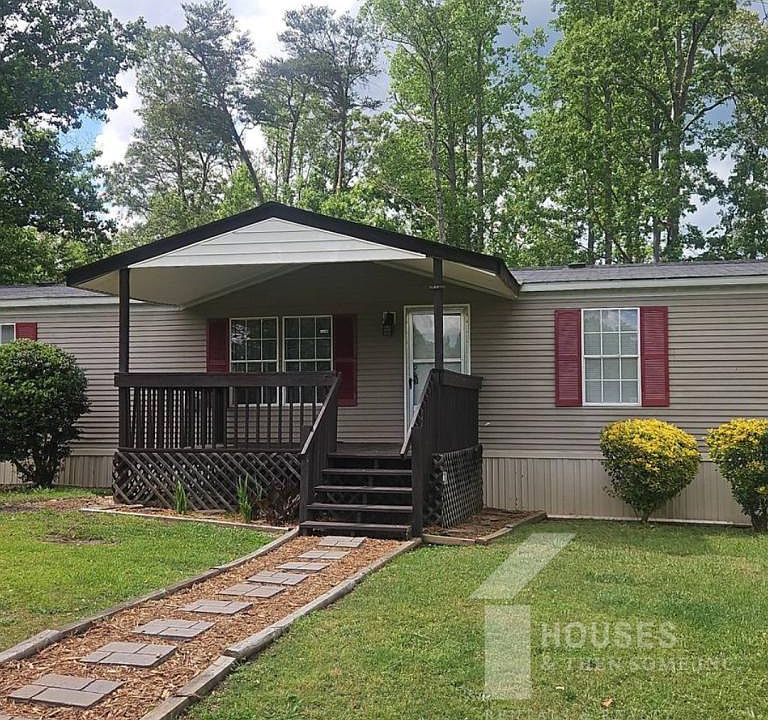 1st image of 313 Ashwood Ln