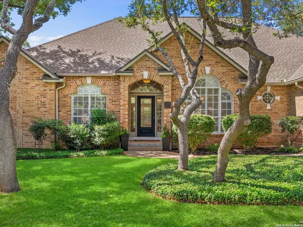 5 INWOOD CLIFFS DR, San Antonio, TX 78248