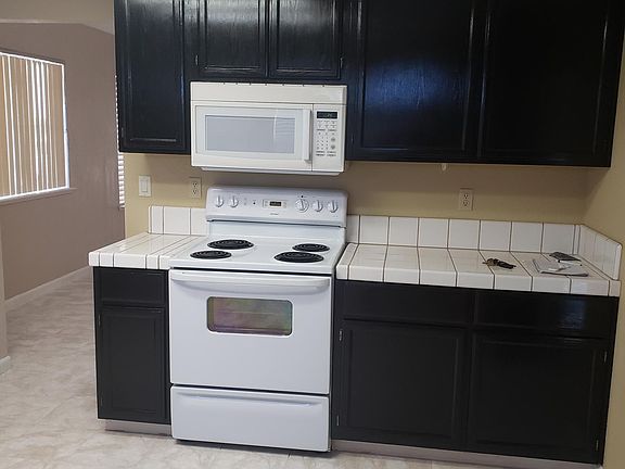 4th image of 1020 Beaver Park Way