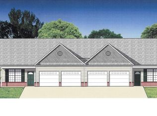 210 S Boyles St, Pilot Mountain, NC 27041