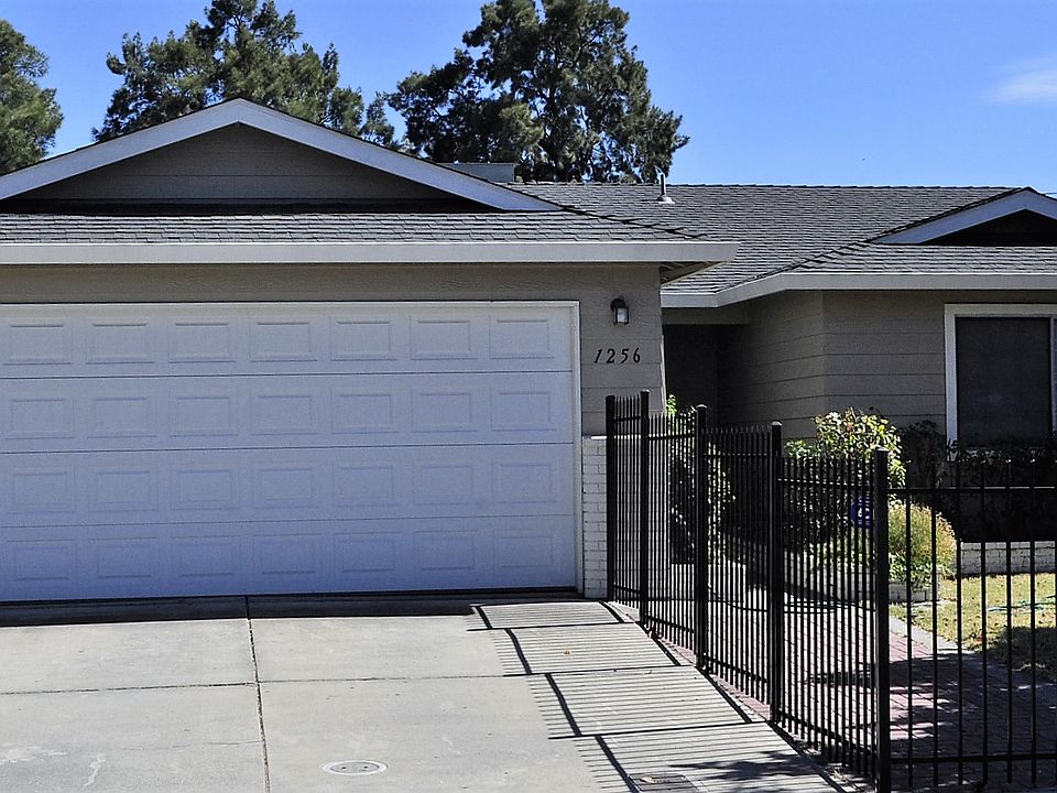 1st image of 1256 Luna Ln