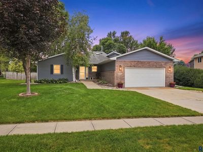 2052 S Bradford Ct, Sioux Falls, SD, 57106