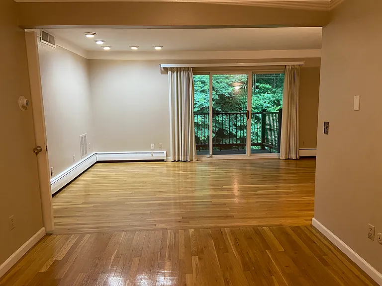 1249 Island Dr #202 — Photo 7