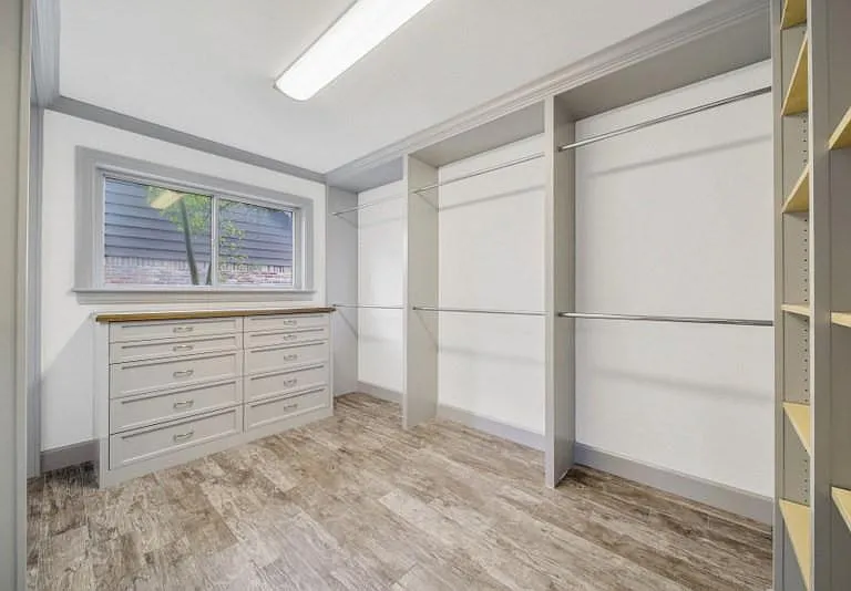 10042 Briar Forest Dr — Photo 34