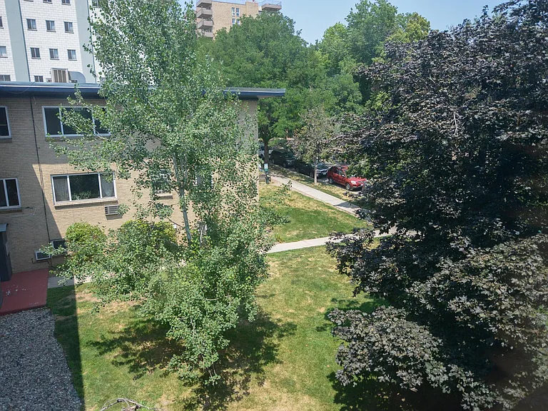 655 N Washington St #1C — Photo 26