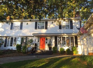 2725 SW Scenic Dr, Portland, OR 97225