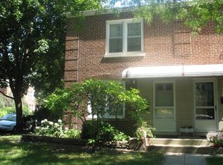 2945 Lincoln Ave, Riverside, IL 60546