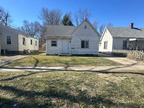 2111 S 15th St, Springfield, IL 62703