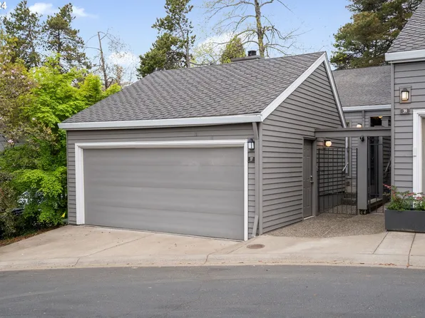 37 Greenridge Ct, Lake Oswego, OR 97035