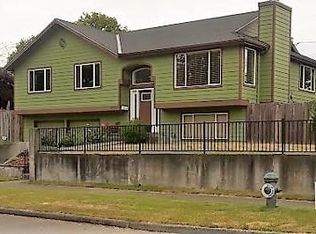 9258 20th Ave SW, Seattle, WA 98106