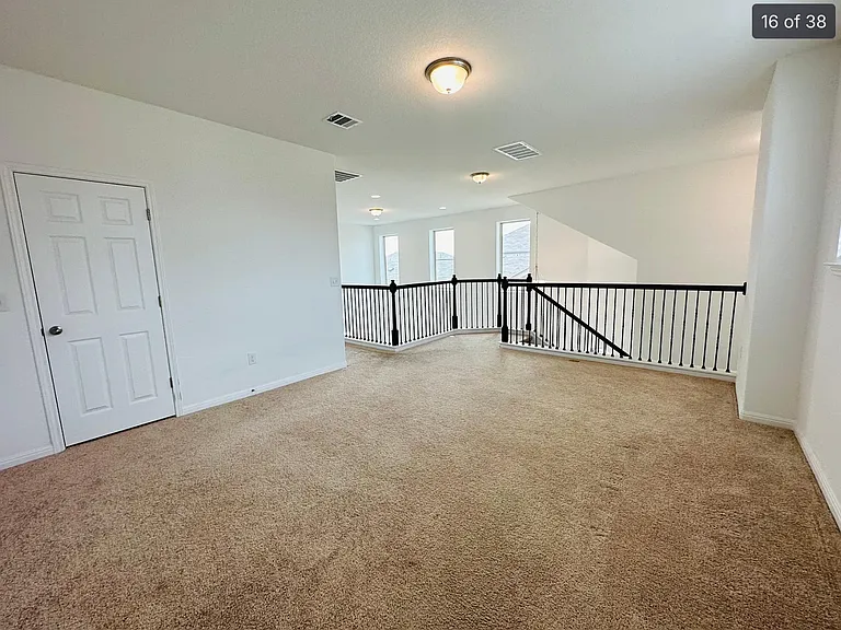 129 Mayney Ln — Photo 26