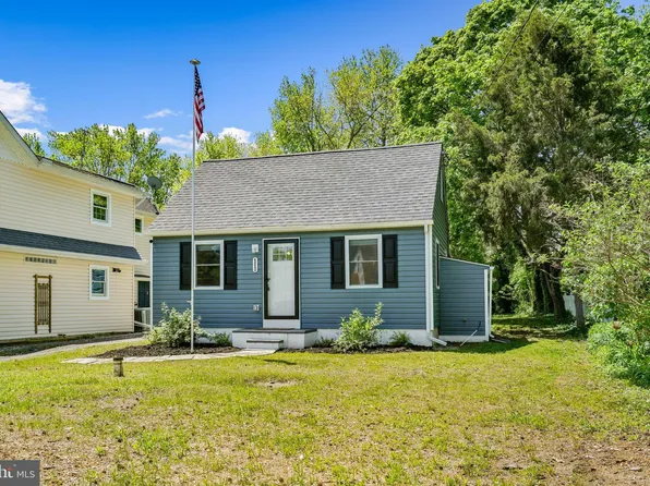 11 Riverview Ave, Earleville, MD 21919