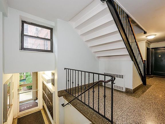 3rd image of 5640 Netherland Ave APT 1B