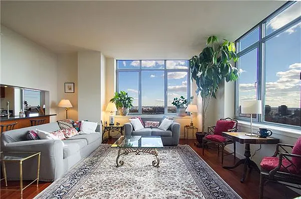 Rented by Michel Madie Real Estate Services | media 34