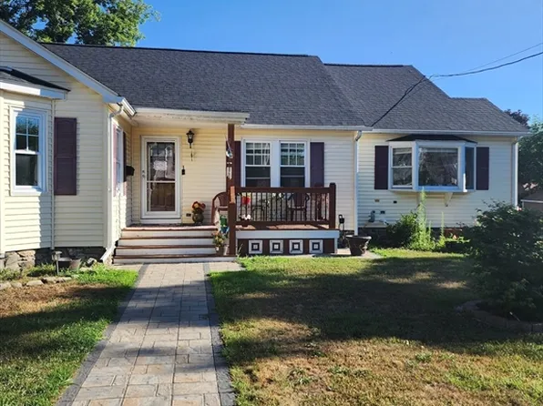 1 Capitol St, Methuen, MA 01844