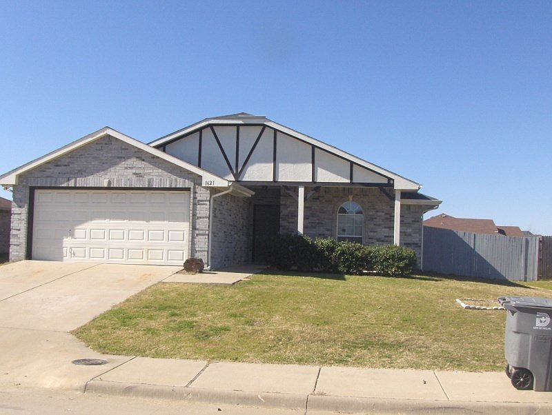 1st image of 1621 Canary Island Ct