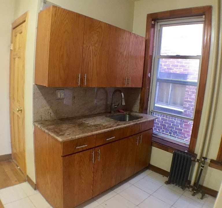 1st image of 3122 41st St #2