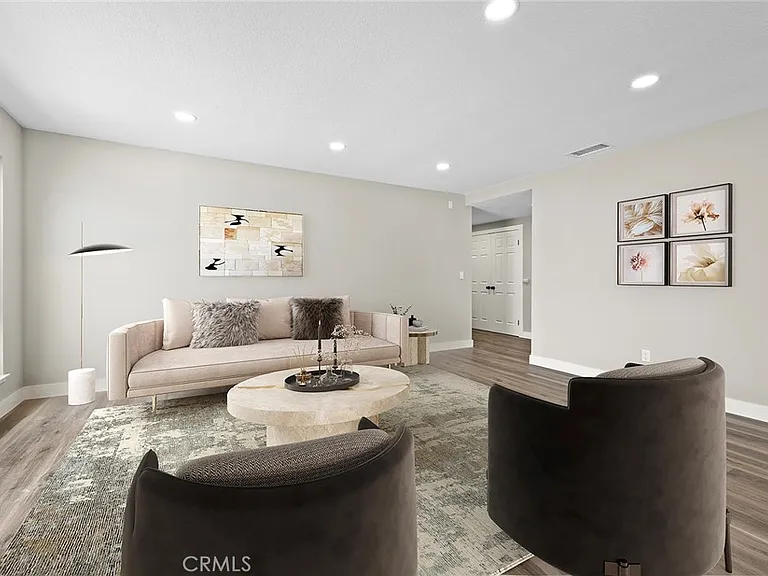 5032 E Holbrook St — Photo 13