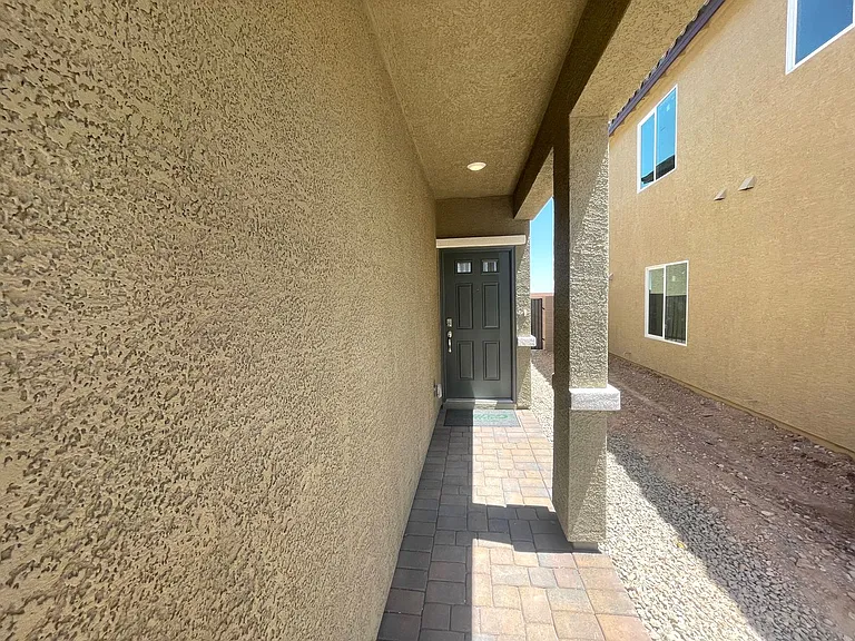 8982 Pacific Mist St — Photo 2