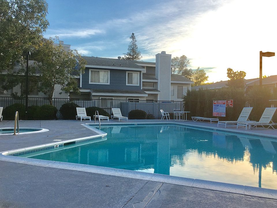 1st image of 1450 Chesapeake
