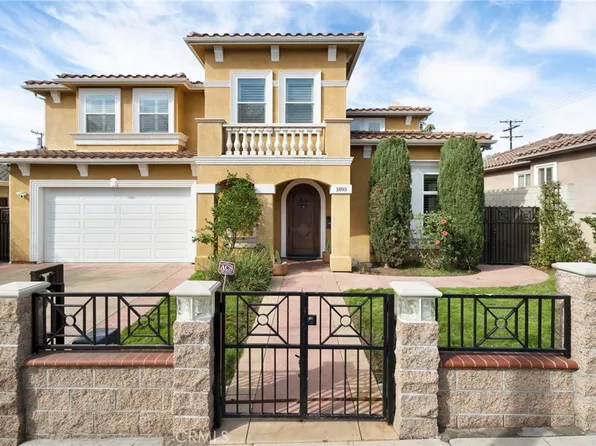 1893 Junipero Ave, Signal Hill, CA 90755