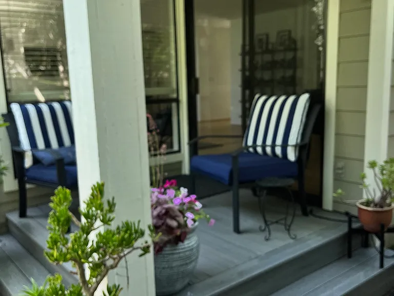 521 Westmont Ct — Photo 17