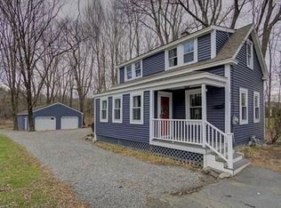 217 Central St, Georgetown, MA 01833