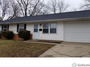 606 S Sunrise Dr, Urbana, IL